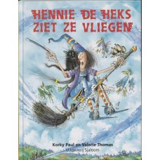 Paul, Korky en Valerie Thomas: Hennie de Heks ziet ze vliegen
