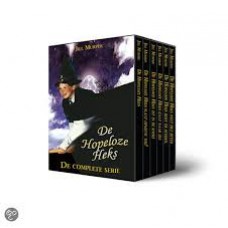 Murphy, Jill: De hopeloze heks verzamelbox met alle 6 de boeken (zgan)